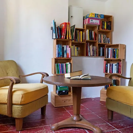 Διαμέρισμα Flat With Swimming Pool Garden Bbq And Parking